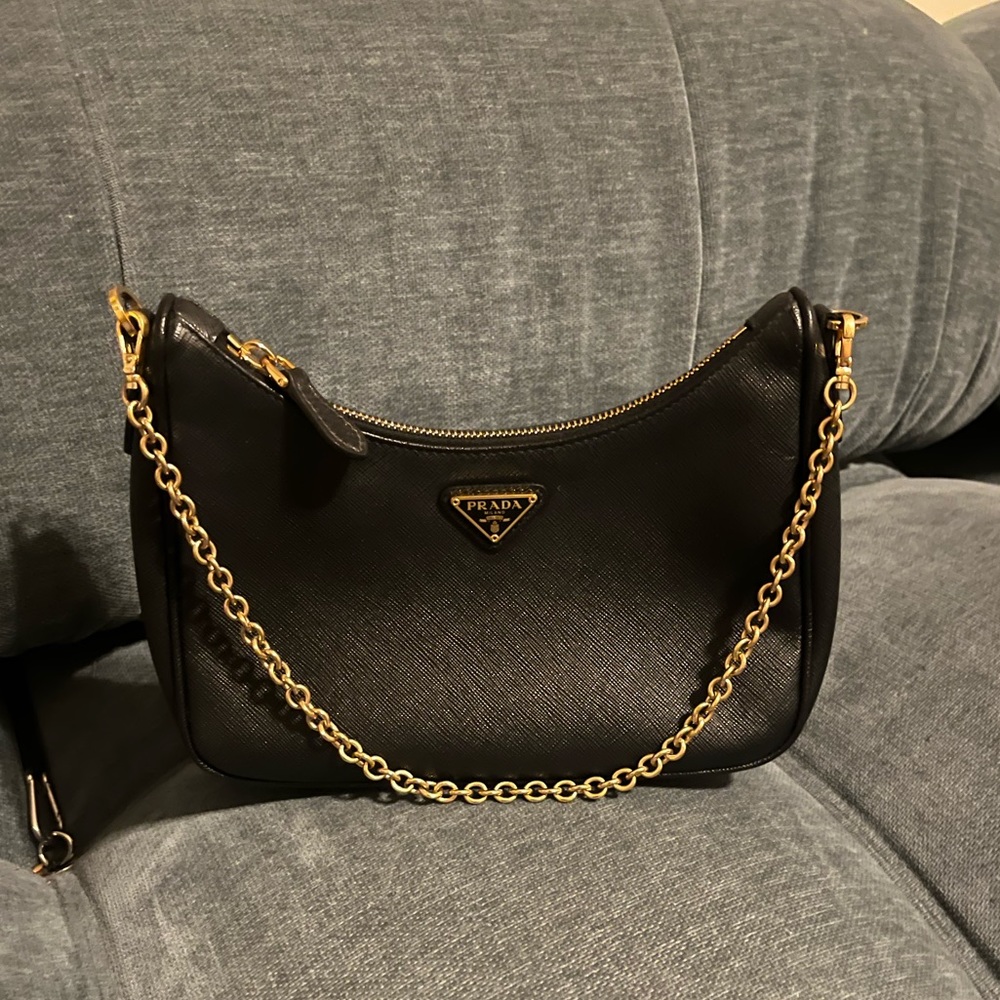 Prada Re-Edition 2005 Saffiano leather bag